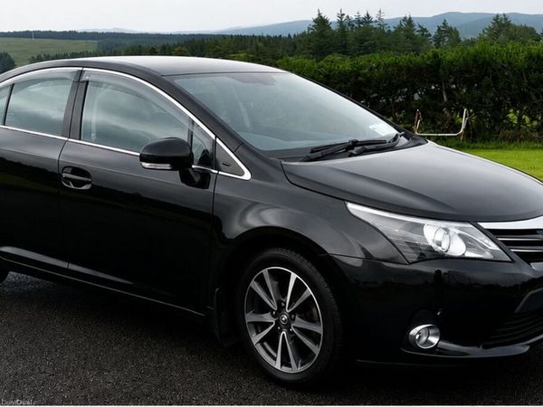 Toyota Avensis Saloon, Diesel, 2015, Black