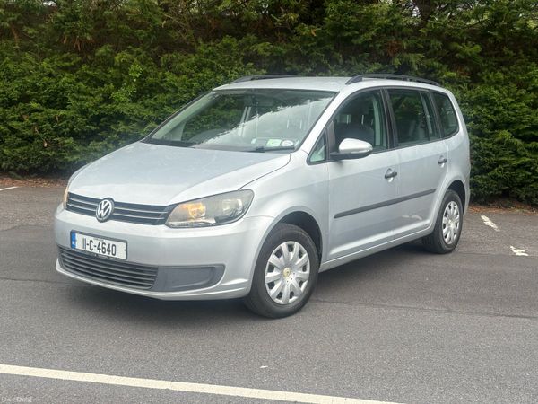 Volkswagen Touran MPV, Diesel, 2011, Silver