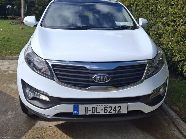 Kia Sportage SUV, Diesel, 2011, White