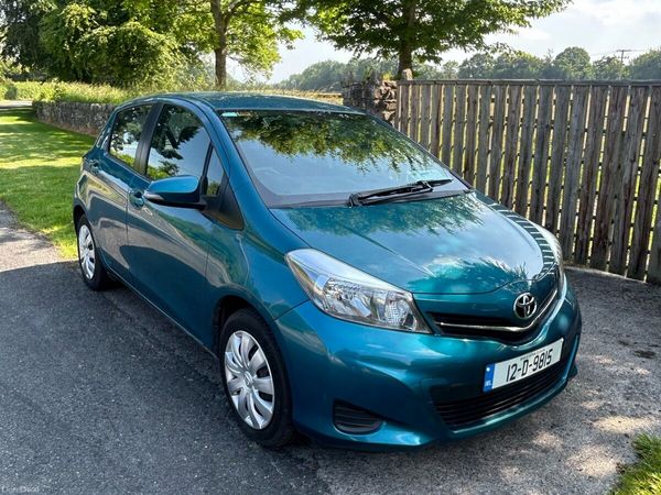 Toyota Yaris Hatchback, Petrol, 2012, Green