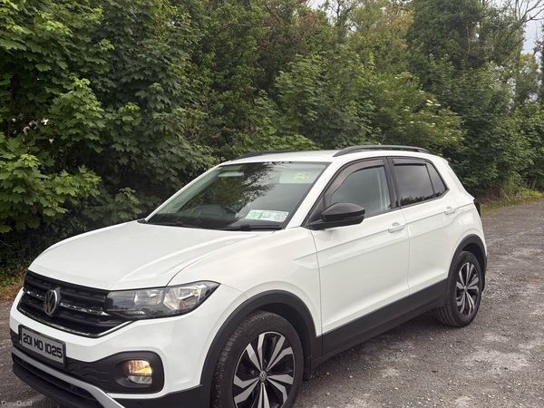 Volkswagen T-Cross Estate/Jeep, Diesel, 2020, White