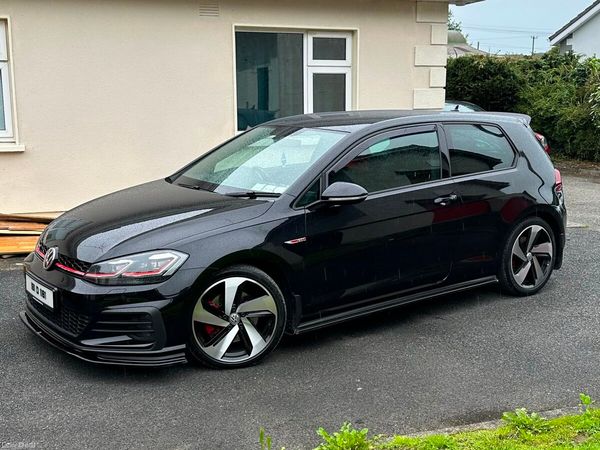 Volkswagen Golf Estate, Petrol, 2018, Black