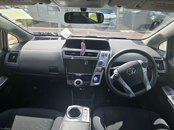 Toyota Prius Hatchback, Petrol Hybrid, 2017, White