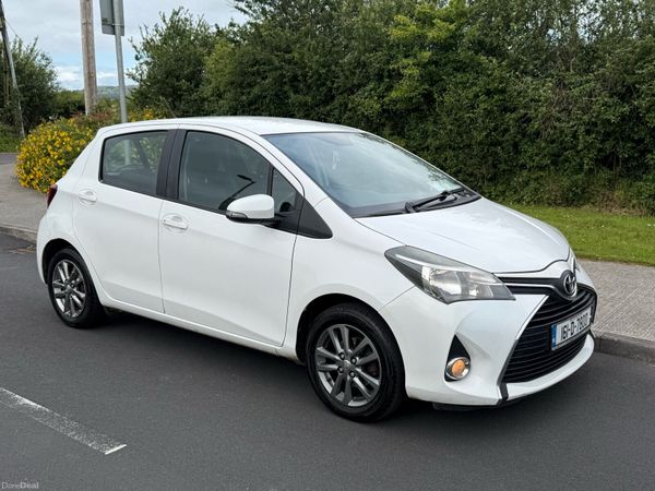 Toyota Yaris Hatchback, Petrol, 2016, White