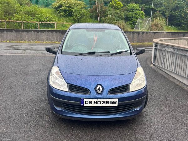 Renault Clio Hatchback, Petrol, 2006, Blue