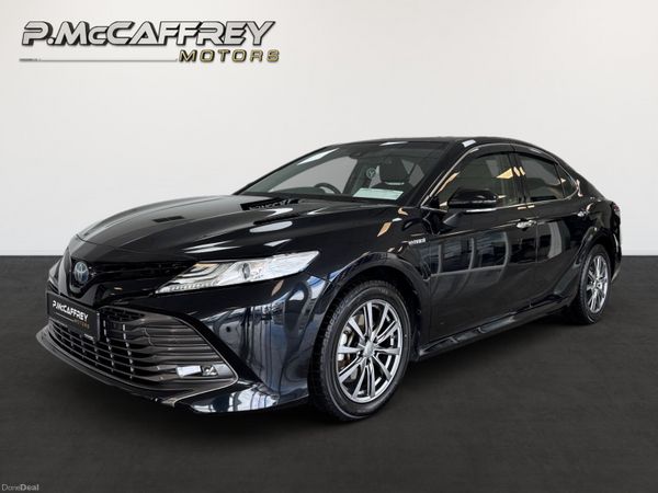 Toyota Camry Saloon, Petrol Hybrid, 2020, Black