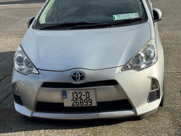 Toyota Aqua Hatchback, Petrol Hybrid, 2013, Silver