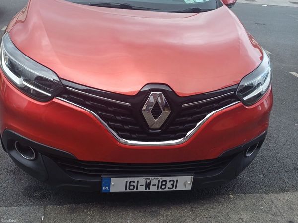Renault Kadjar SUV, Diesel, 2016, Red