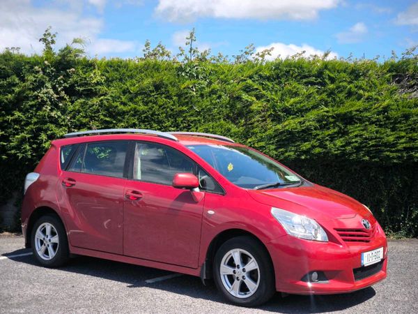 Toyota Verso MPV, Diesel, 2010, Red