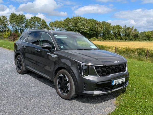 Kia Sorento SUV, Petrol Plug-in Hybrid, 2026, Grey