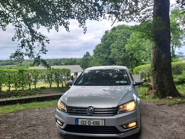 Volkswagen Passat Saloon, Diesel, 2013, Silver