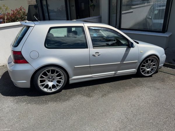 Volkswagen Golf Hatchback, Petrol, 2000, Silver