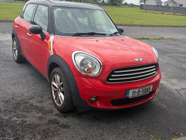 Mini Cooper Hatchback, Diesel, 2011, Red
