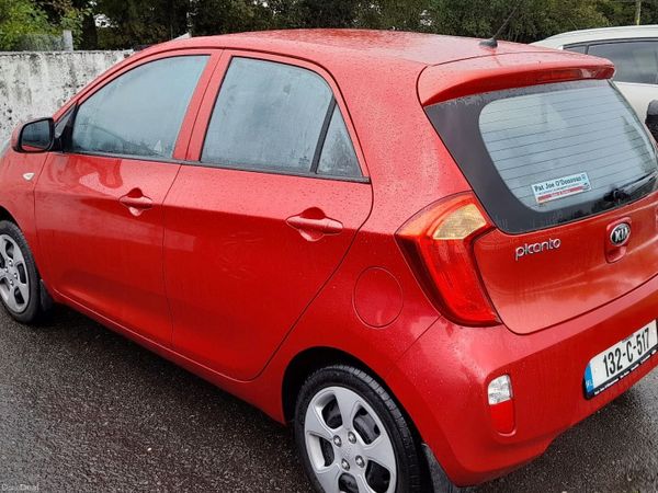 Kia Picanto Hatchback, Petrol, 2013, Red