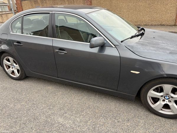 BMW 5-Series Saloon, Diesel, 2009, Grey