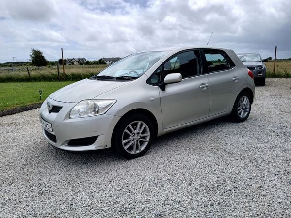 Toyota Auris Hatchback, Petrol, 2008, Silver