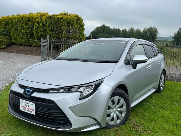 Toyota Corolla Estate, Petrol Hybrid, 2023, Silver