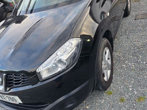 Nissan Qashqai Estate/Jeep, Diesel, 2012, Black