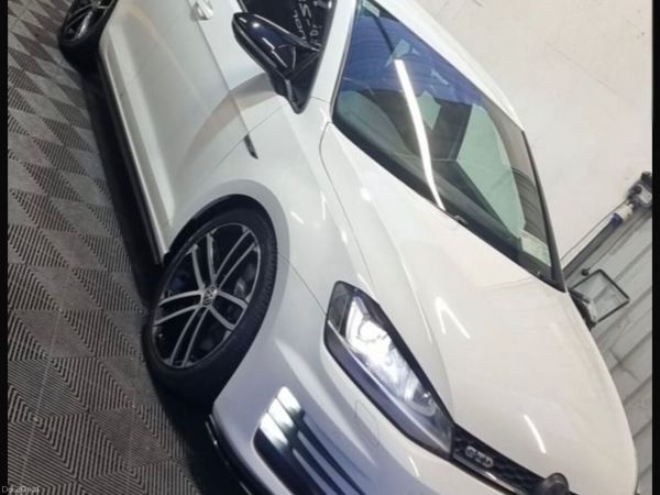 Volkswagen Golf Hatchback, Diesel, 2015, White