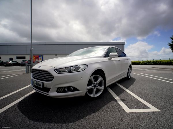 Ford Mondeo Hatchback, Diesel, 2015, White