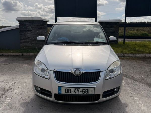 Skoda Fabia Hatchback, Petrol, 2008, Silver
