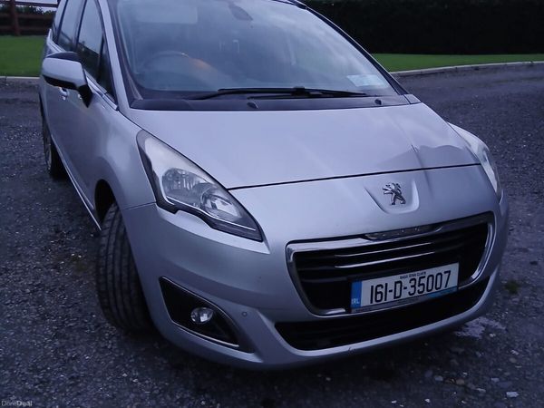 Peugeot 5008 MPV, Diesel, 2016, Grey
