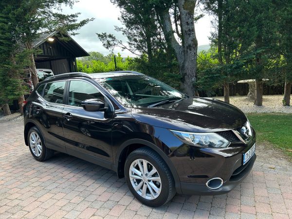 Nissan Qashqai SUV, Petrol, 2017, Purple