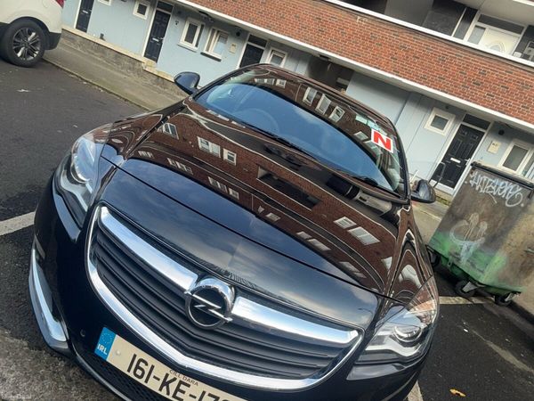 Opel Insignia Saloon, Diesel, 2016, Black