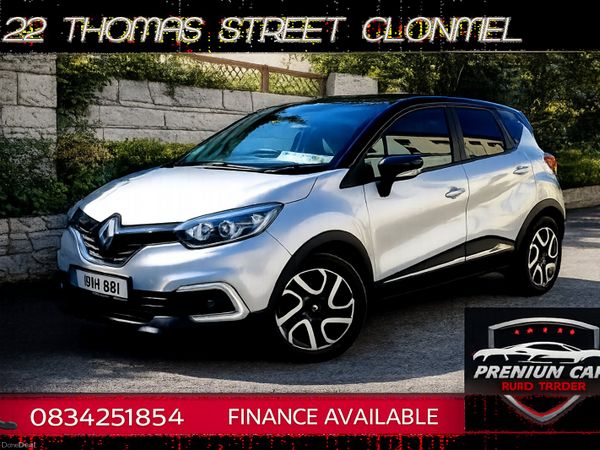 Renault Captur Hatchback, Petrol, 2019, Grey