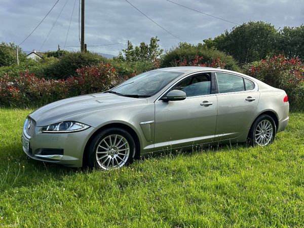 Jaguar XF Saloon, Diesel, 2012, Gold