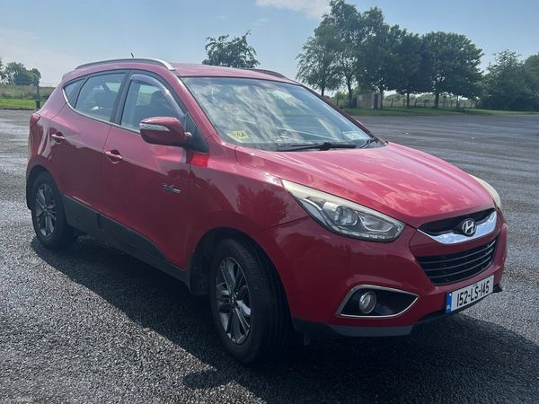 Hyundai ix35 SUV, Diesel, 2015, Red
