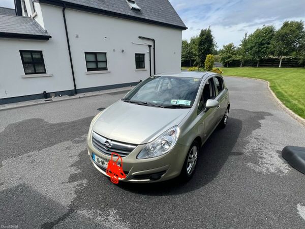 Opel Corsa Hatchback, Petrol, 2010, Silver