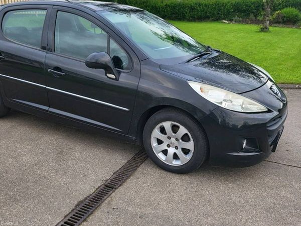 Peugeot 207 Hatchback, Diesel, 2011, Black