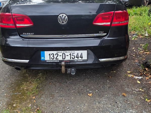 Volkswagen Passat Saloon, Diesel, 2013, Black