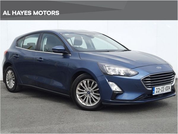 Ford Focus Hatchback, Petrol Hybrid, 2022, Blue