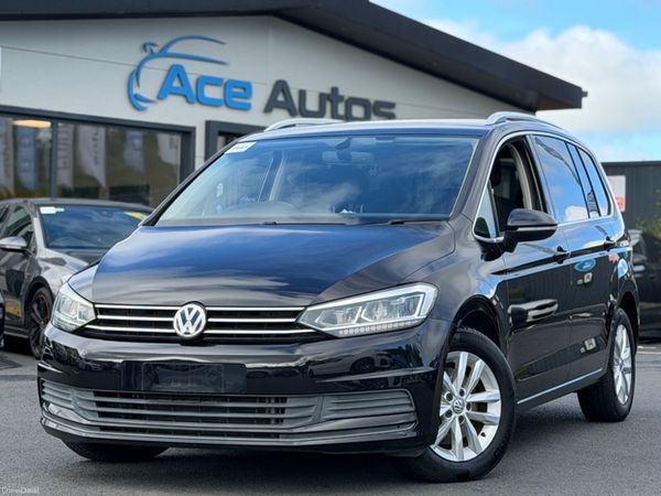 Volkswagen Touran MPV, Diesel, 2018, Black