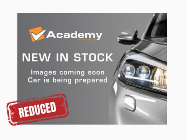 Renault Clio Hatchback, Petrol, 2023, Black