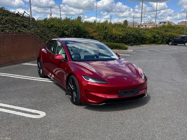 Tesla Model 3 Saloon, Electric, 2024, Red