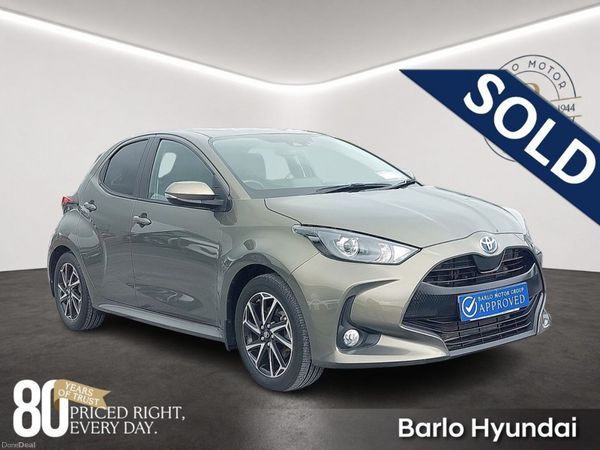 Toyota Yaris Hatchback, Petrol Hybrid, 2022, Green