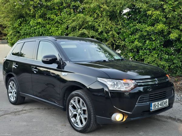 Mitsubishi Outlander SUV, Petrol Plug-in Hybrid, 2015, Black