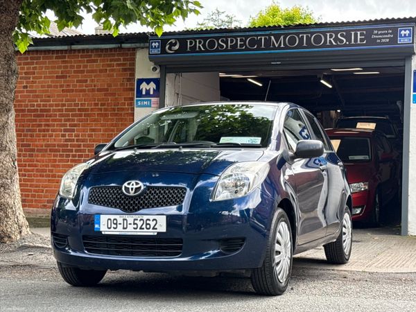 Toyota Yaris Hatchback, Petrol, 2009, Blue