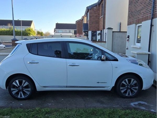 Nissan Leaf Hatchback, Electric, 2016, White