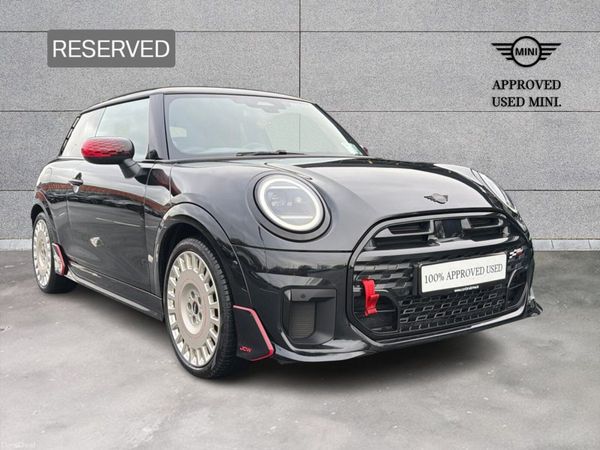 Mini Cooper Hatchback, Petrol, 2025, Black