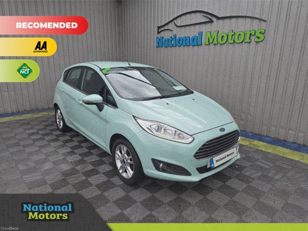 Ford Fiesta Hatchback, Petrol, 2017, Green