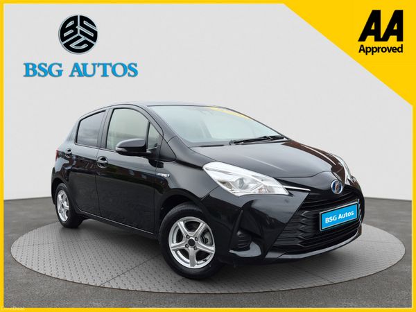 Toyota Vitz Hatchback, Petrol Hybrid, 2017, Black