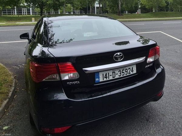 Toyota Avensis Saloon, Diesel, 2014, Black