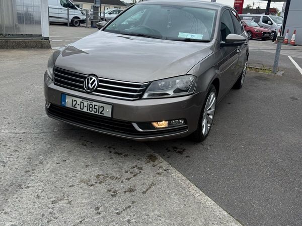 Volkswagen Passat Saloon, Diesel, 2012, Brown