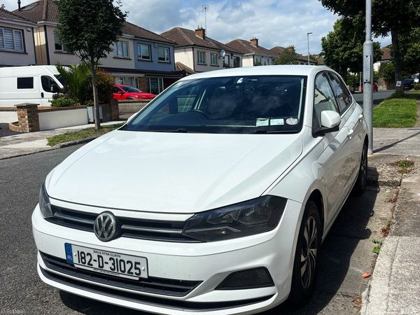Volkswagen Polo Hatchback, Petrol, 2018, White