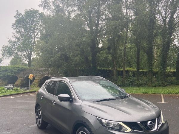 Nissan Qashqai SUV, Diesel, 2016, Grey