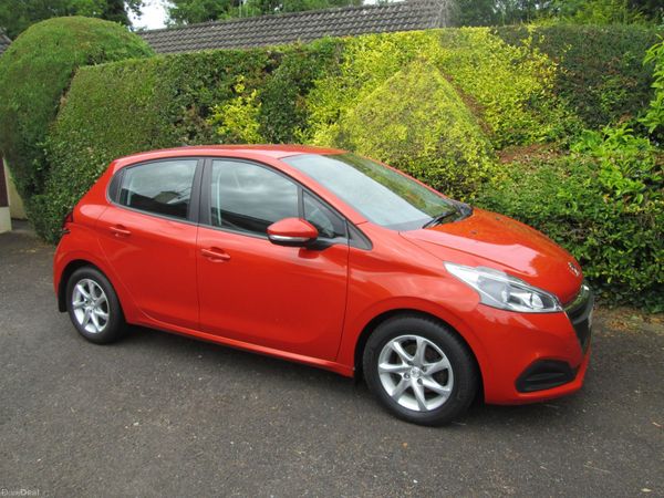 Peugeot 208 Hatchback, Petrol, 2015, Orange